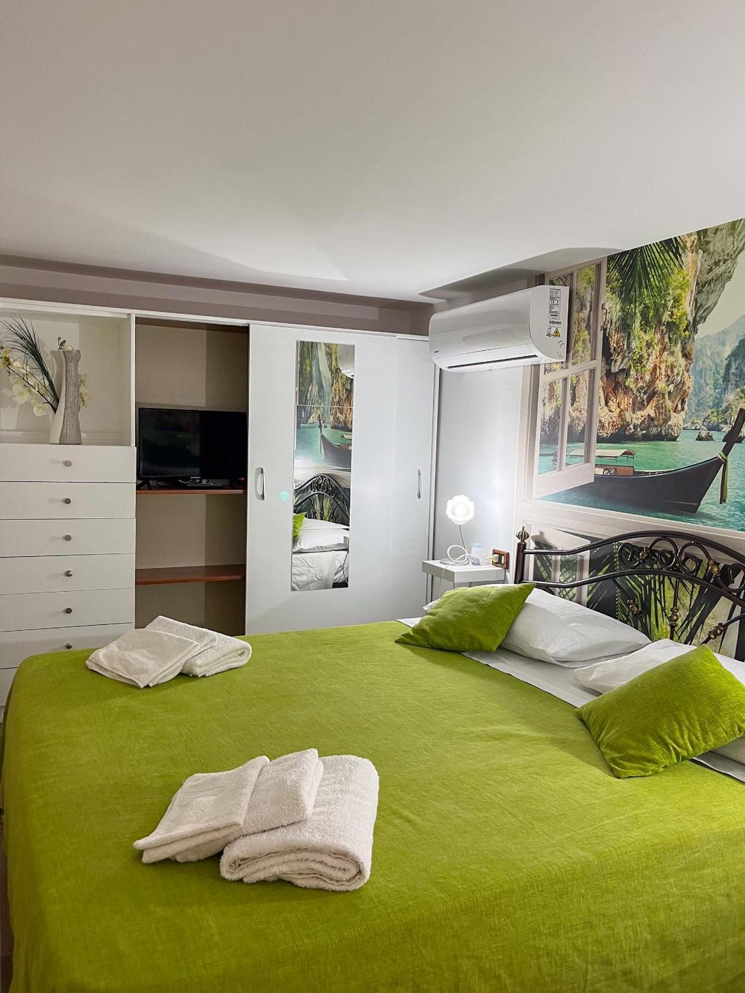 Beb Boreale Hotel เนเปิลส์ ภายนอก รูปภาพ
