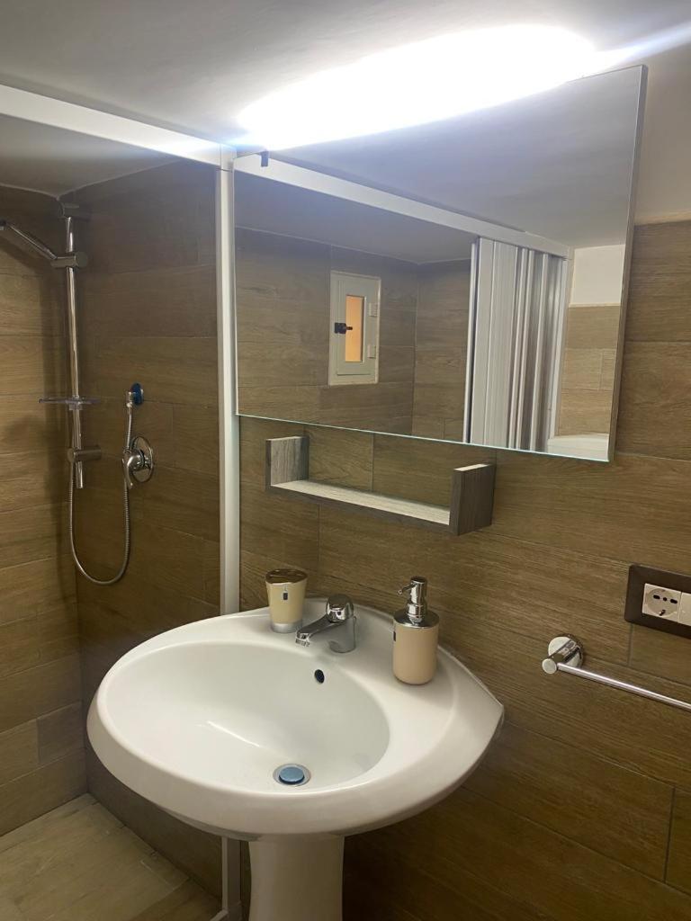 Beb Boreale Hotel เนเปิลส์ ภายนอก รูปภาพ