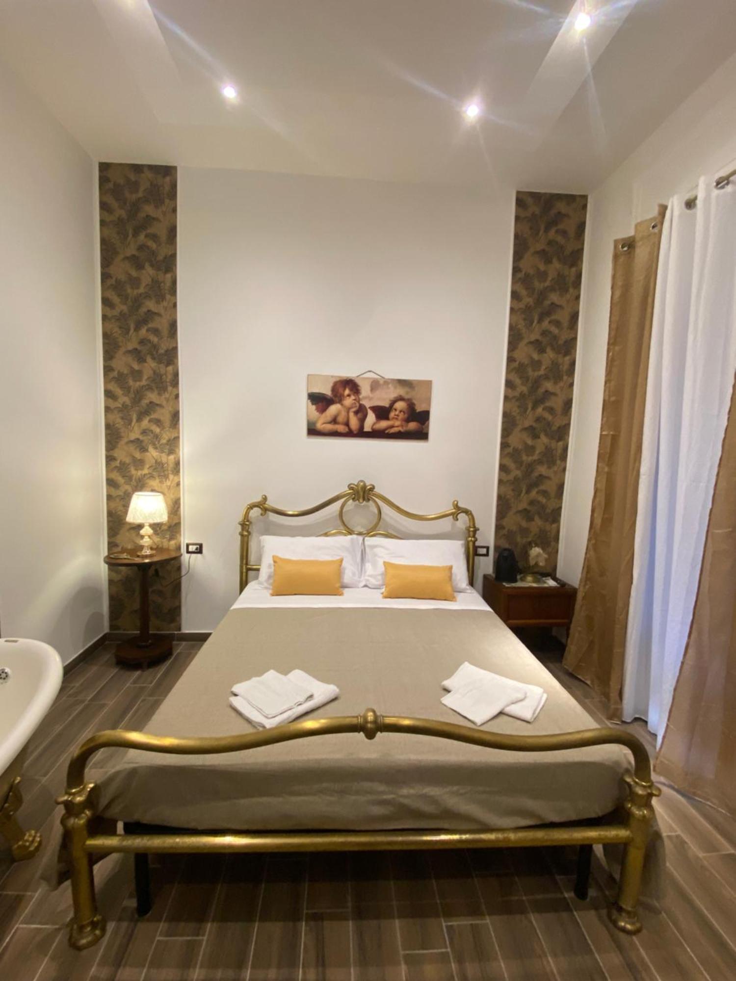 Beb Boreale Hotel เนเปิลส์ ภายนอก รูปภาพ